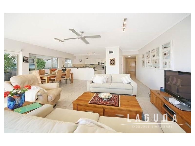 2/235 Gympie Terrace, Noosaville QLD 4566