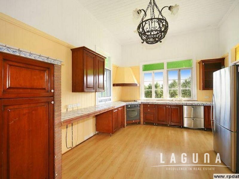 74 Frogmouth Lane, Lake Macdonald QLD 4563