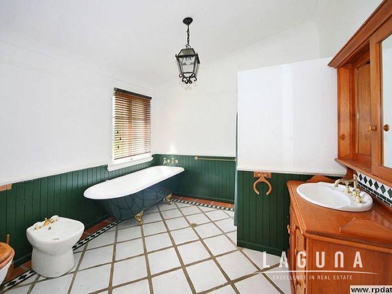 74 Frogmouth Lane, Lake Macdonald QLD 4563