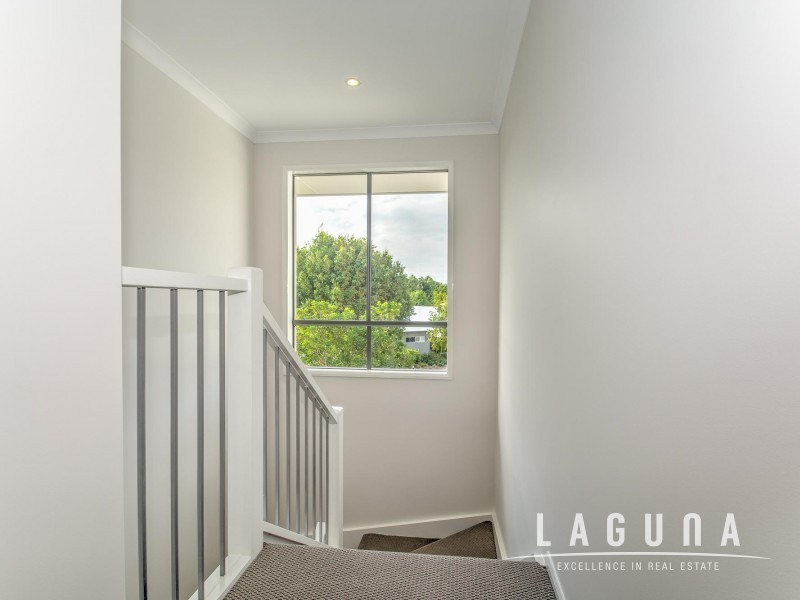 3 Hollyhock Crescent, Noosa Heads QLD 4567