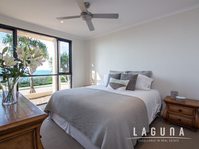 2/1 Tingira Crescent, Sunrise Beach QLD 4567