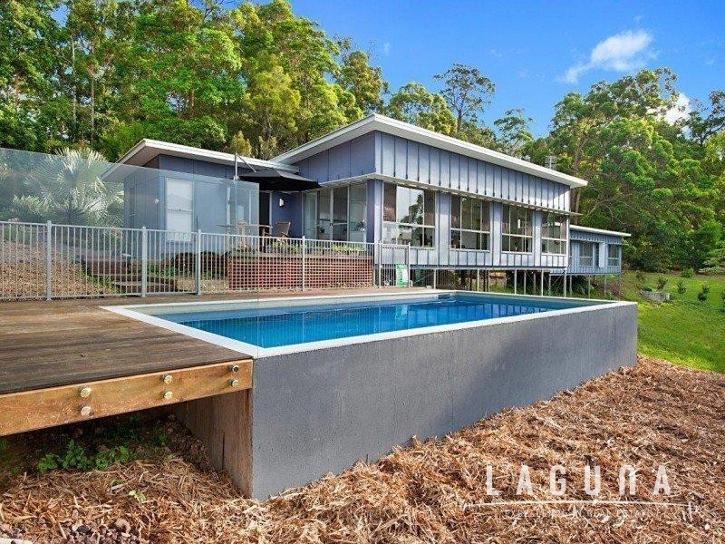 18 Clearview Drive, Lake Macdonald QLD 4563