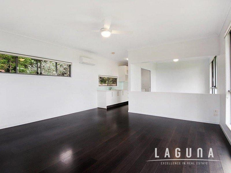 18 Clearview Drive, Lake Macdonald QLD 4563