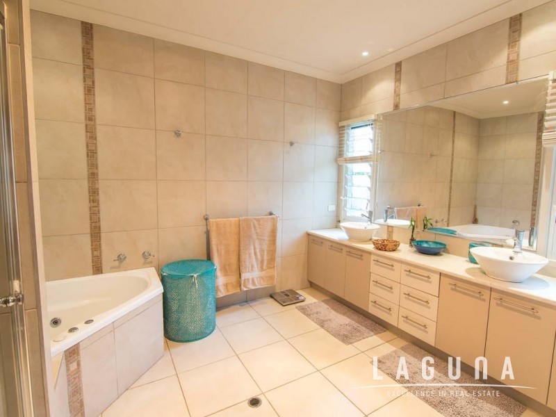 25 Cooroibah Crescent, Tewantin QLD 4565