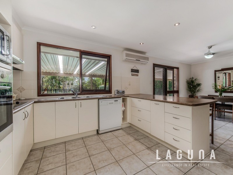 4 Illoura Place, Cooroibah QLD 4565