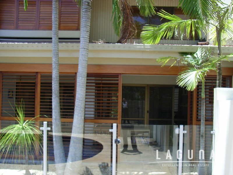 2/69 Noosa Parade, Noosa Heads QLD 4567