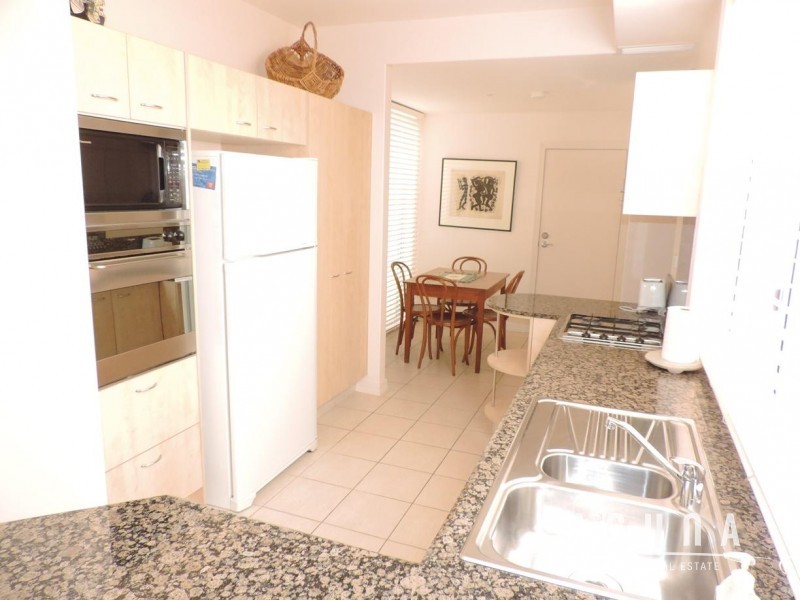 145/61 Noosa Springs Drive, Noosa Heads QLD 4567