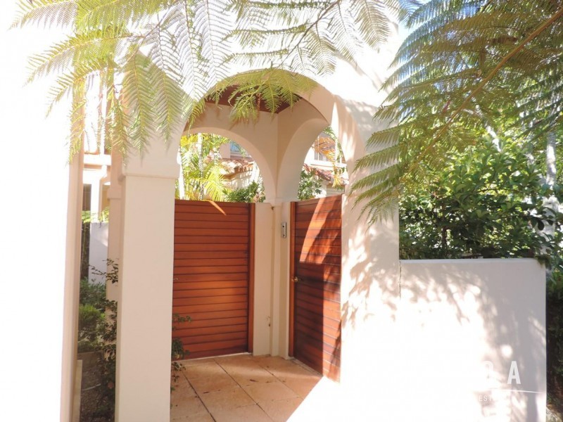 145/61 Noosa Springs Drive, Noosa Heads QLD 4567