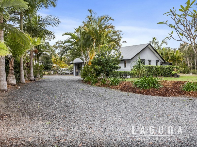 17 Coolah Place, Cooroibah QLD 4565