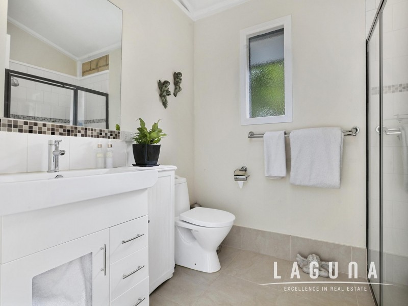 17 Coolah Place, Cooroibah QLD 4565