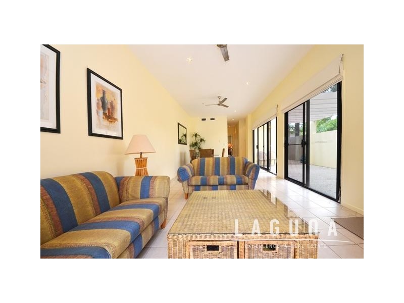 1/8 Angler St, Noosa Heads QLD 4567