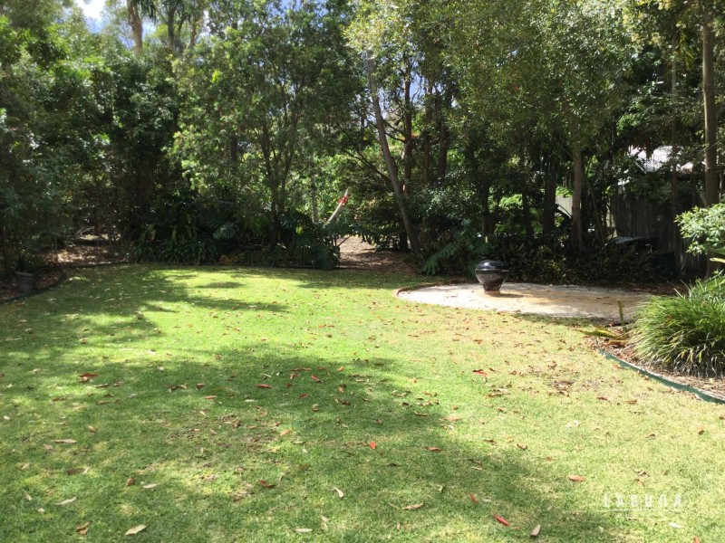 30 Stormbird Dr, Noosa Heads QLD 4567