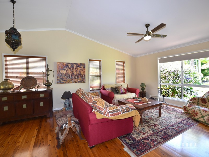 12 Hawk Road, Pomona QLD 4568