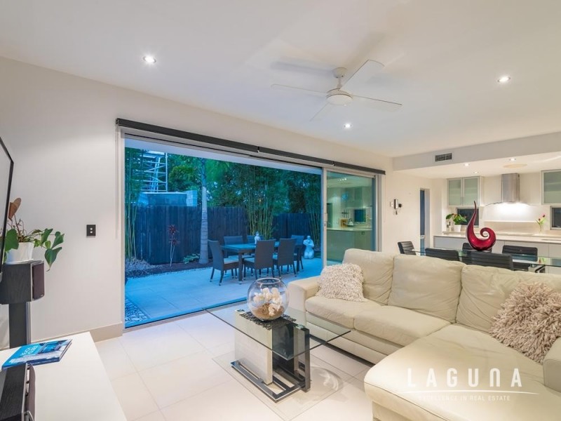 2/10 Nannygai Street, Noosaville QLD 4566