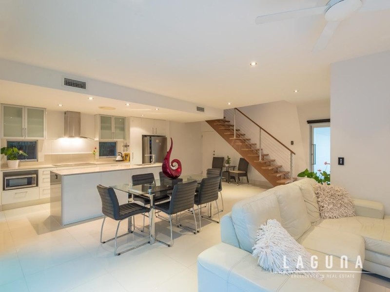 2/10 Nannygai Street, Noosaville QLD 4566