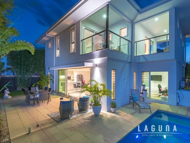 2/10 Nannygai Street, Noosaville QLD 4566