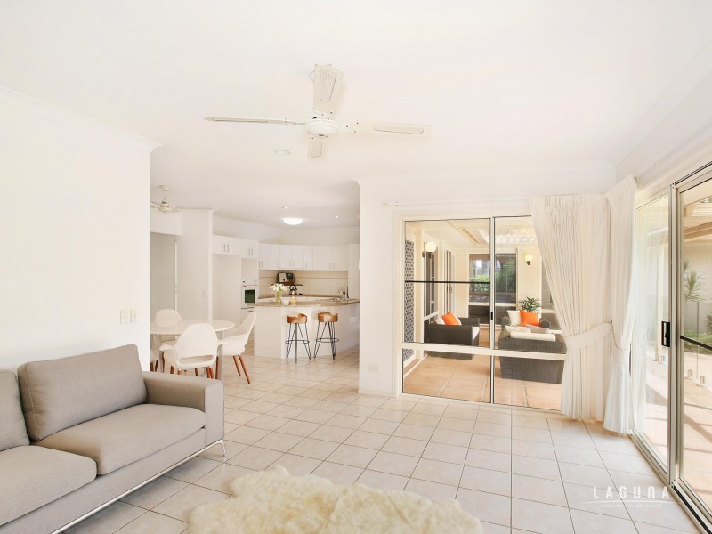 9 Sternlight Street, Noosa Waters QLD 4566