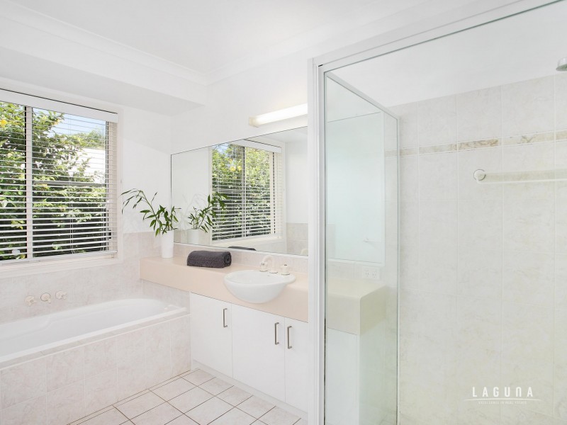 9 Sternlight Street, Noosa Waters QLD 4566