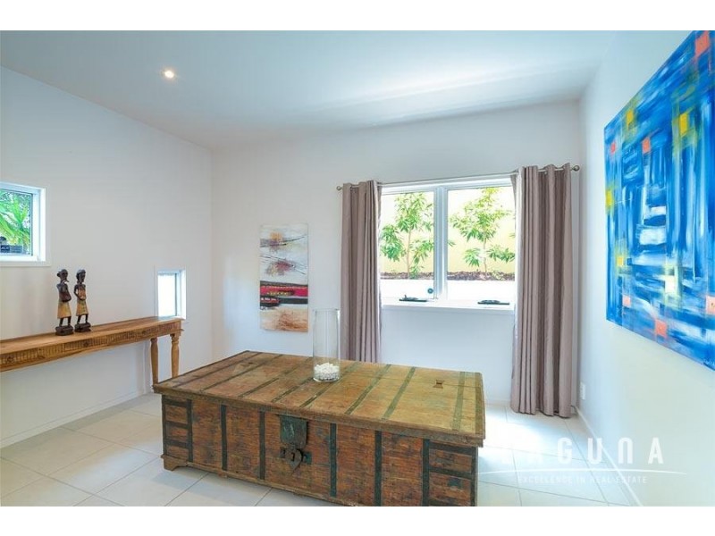 16 Captains Court, Sunrise Beach QLD 4567