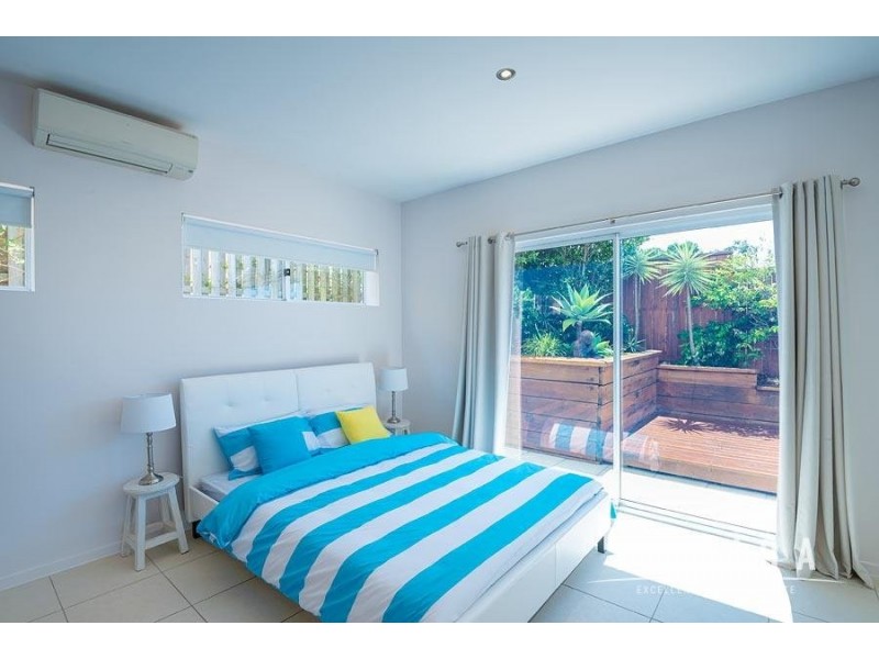 16 Captains Court, Sunrise Beach QLD 4567