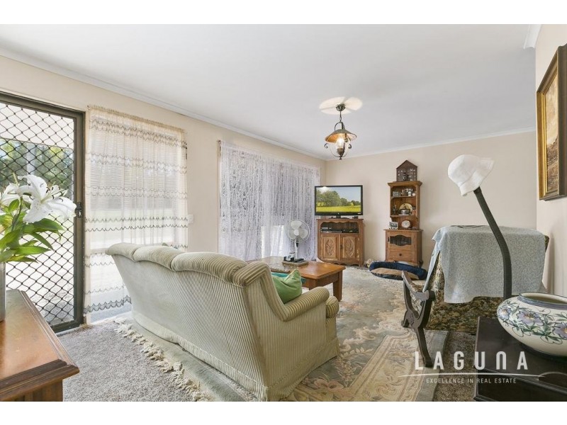 7 Illoura Place, Cooroibah QLD 4565