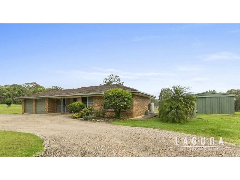 7 Illoura Place, Cooroibah QLD 4565