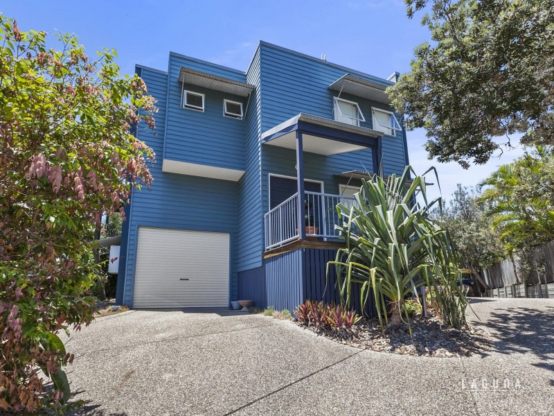 1/18 Sobraon Street, Sunrise Beach QLD 4567