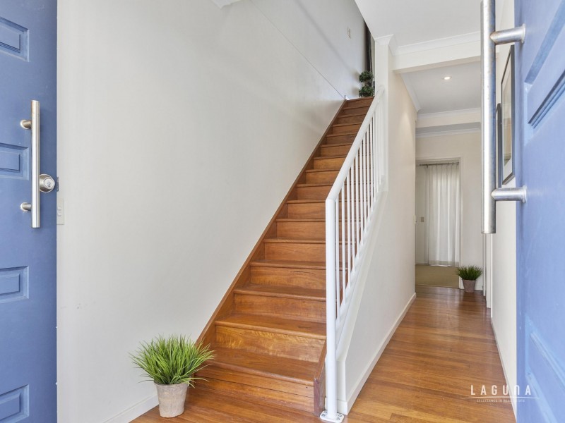 1/18 Sobraon Street, Sunrise Beach QLD 4567