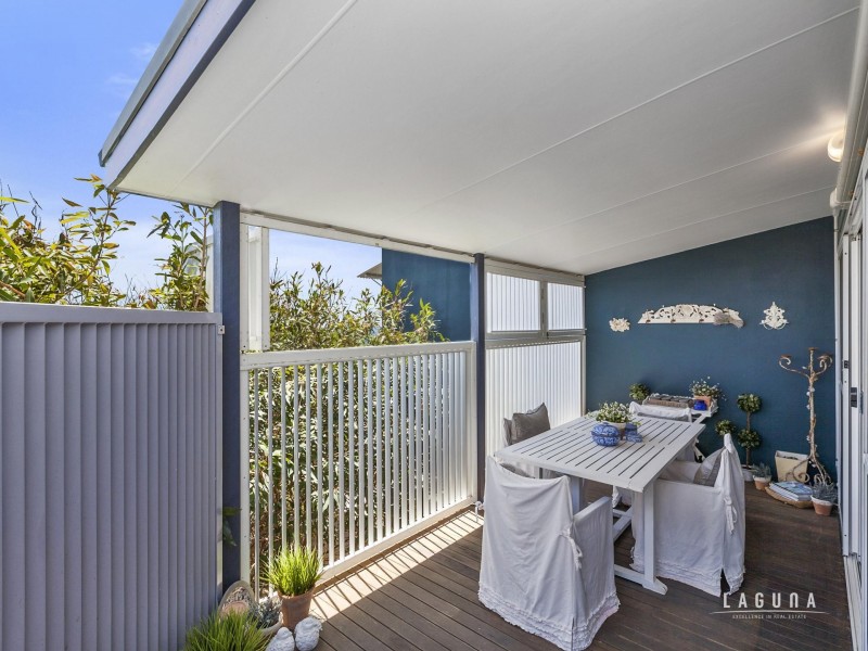 1/18 Sobraon Street, Sunrise Beach QLD 4567