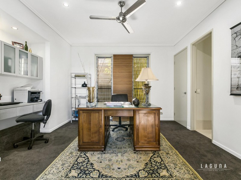 4 Lakeside Drive, Peregian Springs QLD 4573