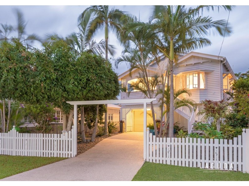 16 Laburnum Crescent, Noosaville QLD 4566