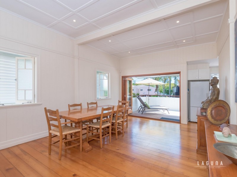 16 Laburnum Crescent, Noosaville QLD 4566