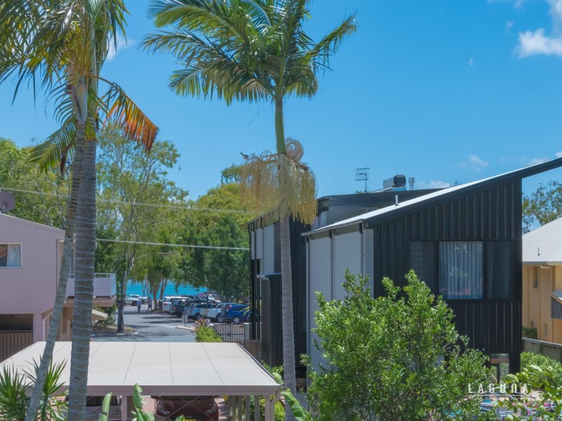16 Laburnum Crescent, Noosaville QLD 4566