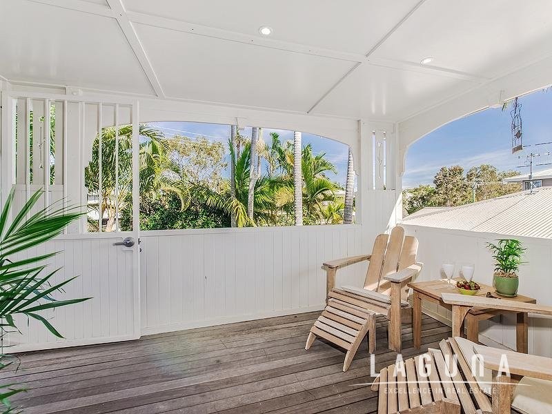 16 Laburnum Crescent, Noosaville QLD 4566