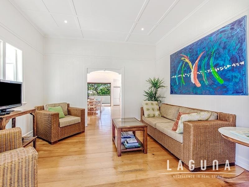 16 Laburnum Crescent, Noosaville QLD 4566