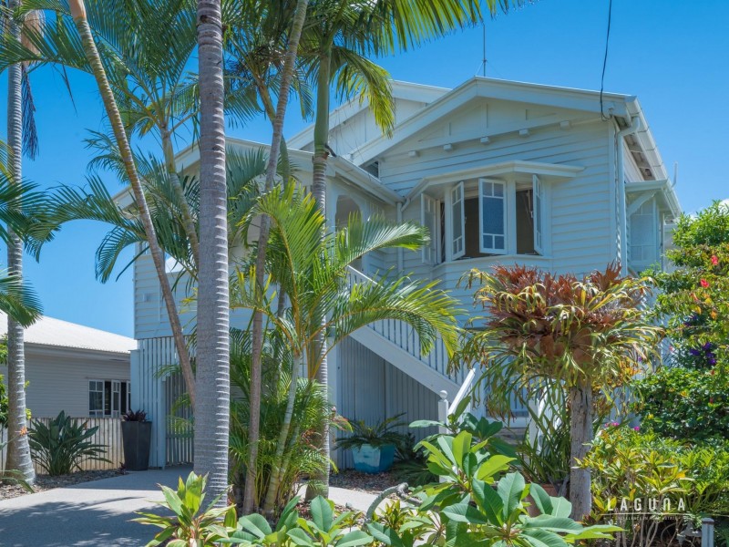 16 Laburnum Crescent, Noosaville QLD 4566