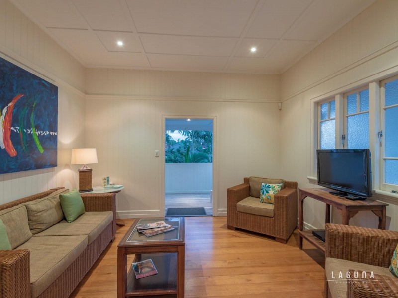 16 Laburnum Crescent, Noosaville QLD 4566
