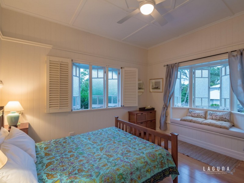 16 Laburnum Crescent, Noosaville QLD 4566