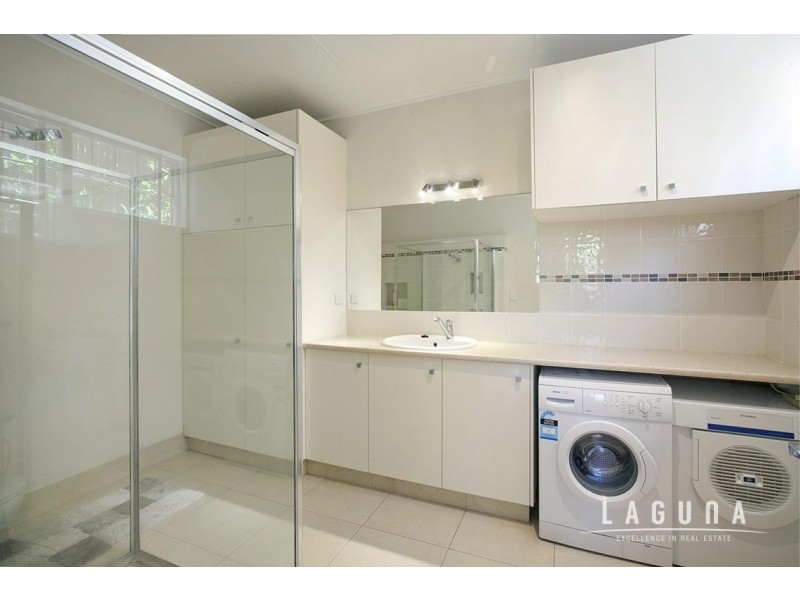 1/8 Natasha Avenue, Noosa Heads QLD 4567