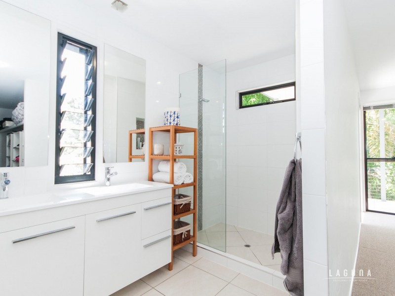 2/18 Nannygai Street, Noosaville QLD 4566