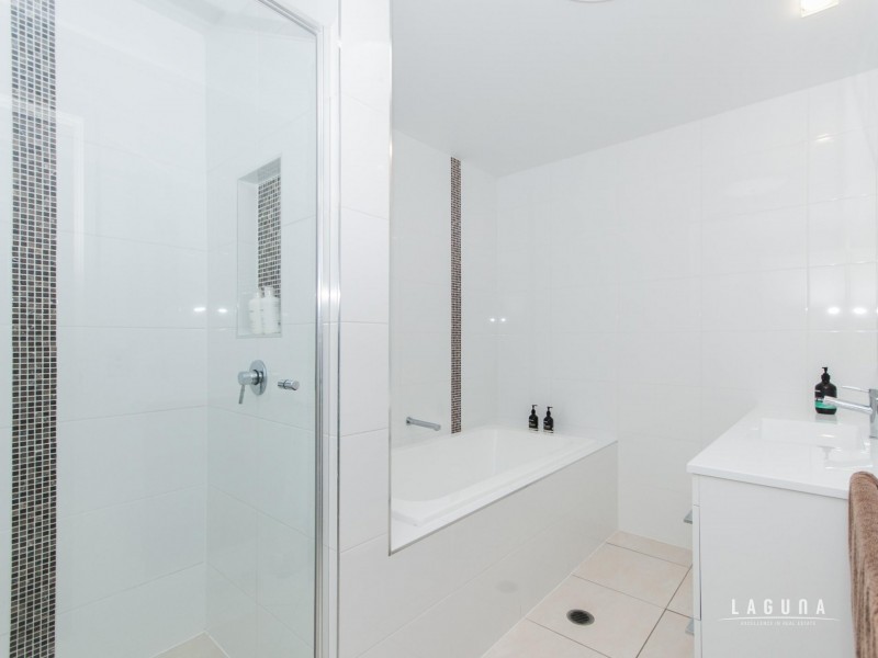 2/18 Nannygai Street, Noosaville QLD 4566