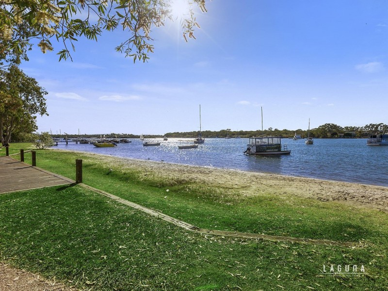 9/12 Robert Street, Noosaville QLD 4566