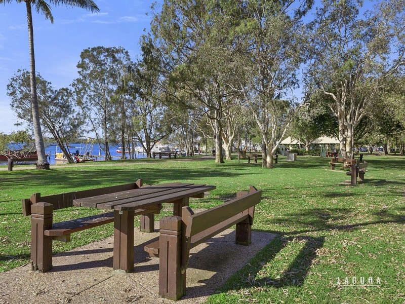 9/12 Robert Street, Noosaville QLD 4566