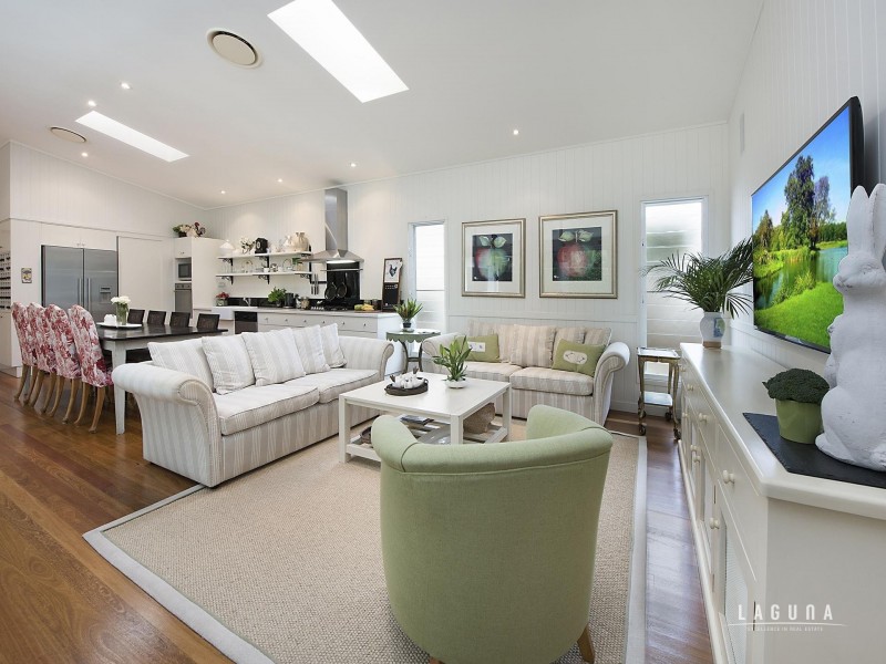 87 Lake Weyba Drive, Noosaville QLD 4566