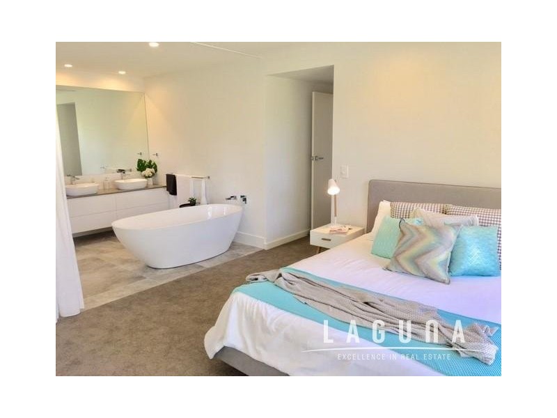 9 Blackheath Drive, Tewantin QLD 4565