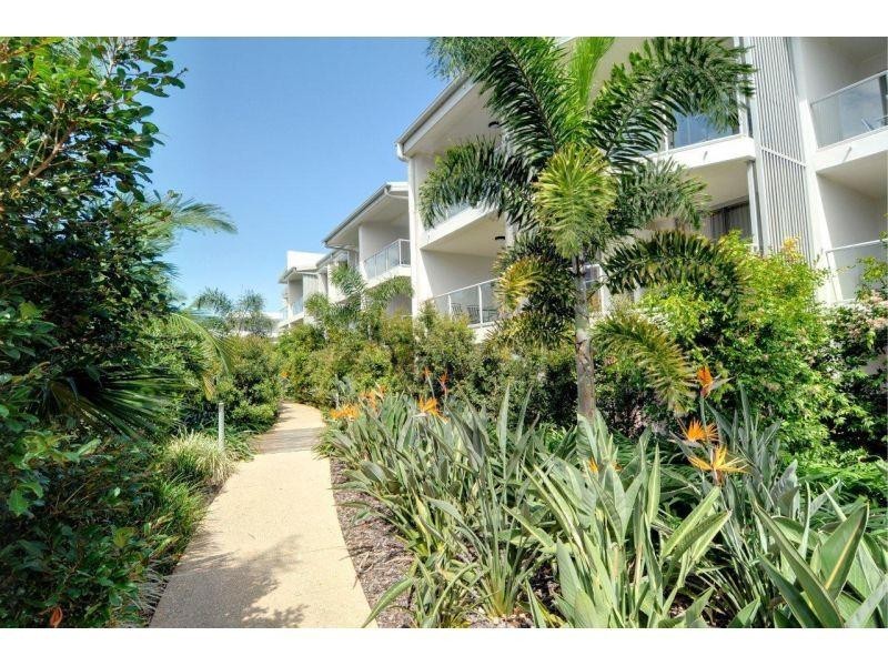 215/1838 David Low Way, Coolum Beach QLD 4573