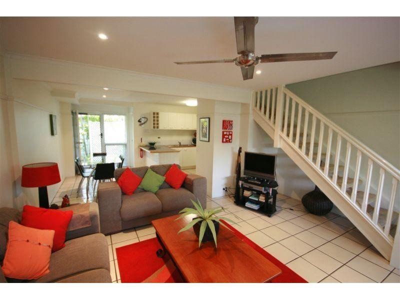 2/289 Weyba Road, Noosaville QLD 4566