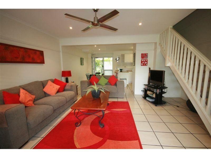 2/289 Weyba Road, Noosaville QLD 4566