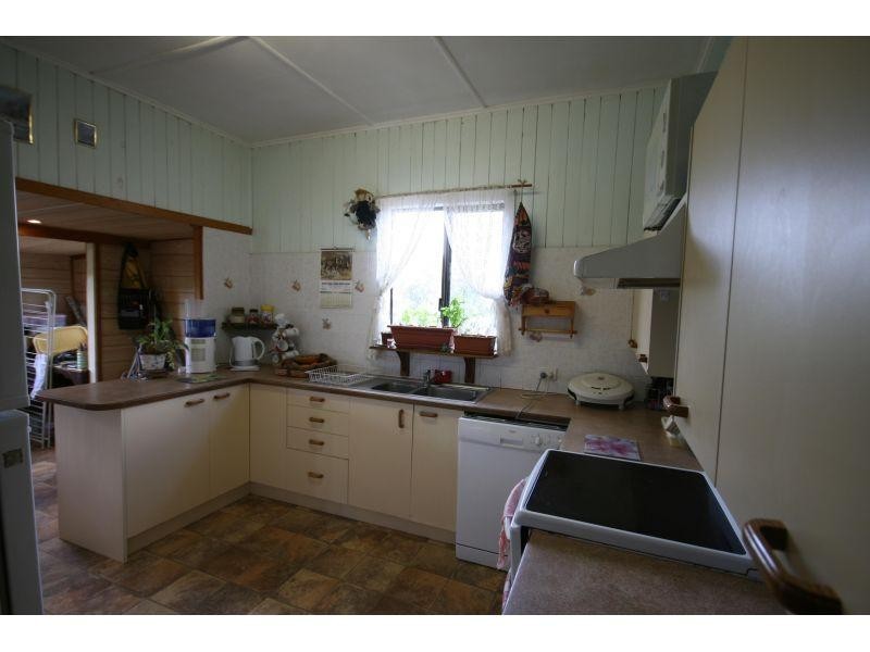 Victory Heights QLD 4570