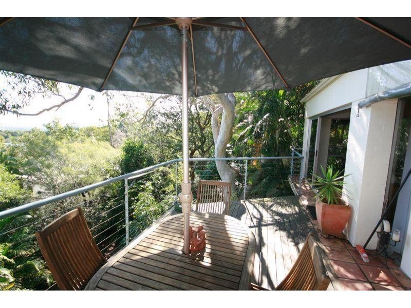 18 Nairana Rest, Noosa Heads QLD 4567